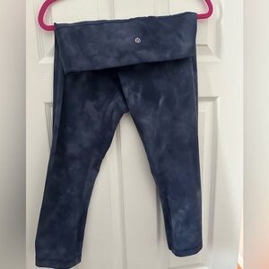 Lululemon size 10 cropped wunder under train leggings